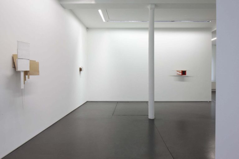 Exposition personnelle, « h e r e t o f o r e », Paul Wallach, 2013<br/>© Jeanne Bucher Jaeger