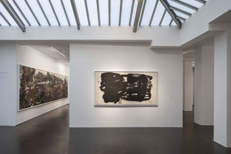 Exposition personnelle « Dark Writings », Yang Jiechang, 2019<br/>© Jeanne Bucher Jaeger