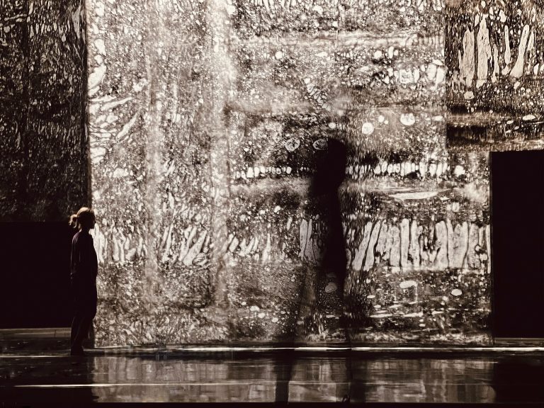 Evi Keller, Scénographie Création Matière-Lumière de l'Opéra Didon et Énée de Purcell 2023 (en cours d'installation)<br/>© Jeanne Bucher Jaeger