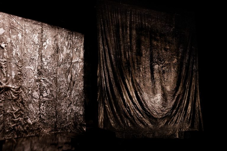 Evi Keller, Scénographie Création Matière-Lumière de l'Opéra Didon et Énée de Purcell 2023, installation, Mars 2023<br/>© Jeanne Bucher Jaeger