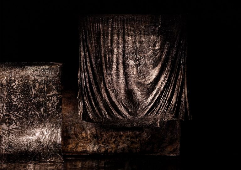 Evi Keller,  Scenography of the Opera Dido and Aeneas by Purcell, Créations Matière-Lumière, 2023<br/>© Jeanne Bucher Jaeger