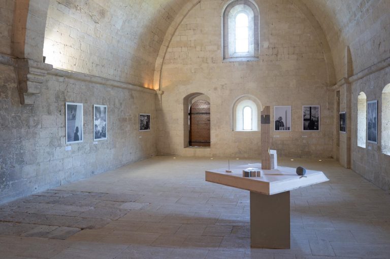 <br/>© Jeanne Bucher Jaeger