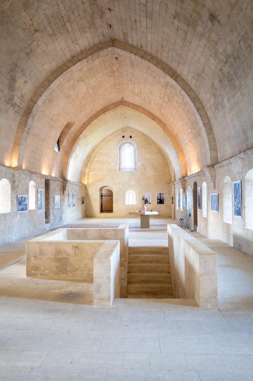 <br/>© Jeanne Bucher Jaeger