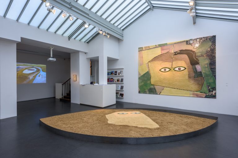 Vue d'exposition, Antoine Grumbach, Les Yeux du Ciel, 2023 © Jeanne Bucher Jaeger